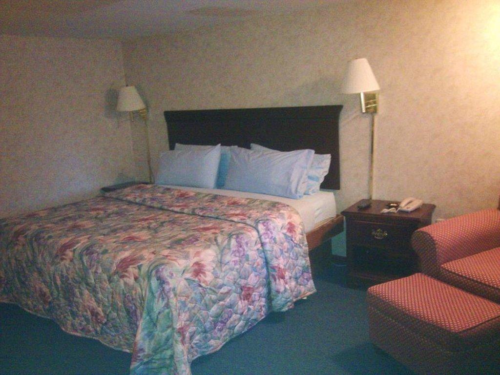 Dartmouth Motor Inn Екстер'єр фото