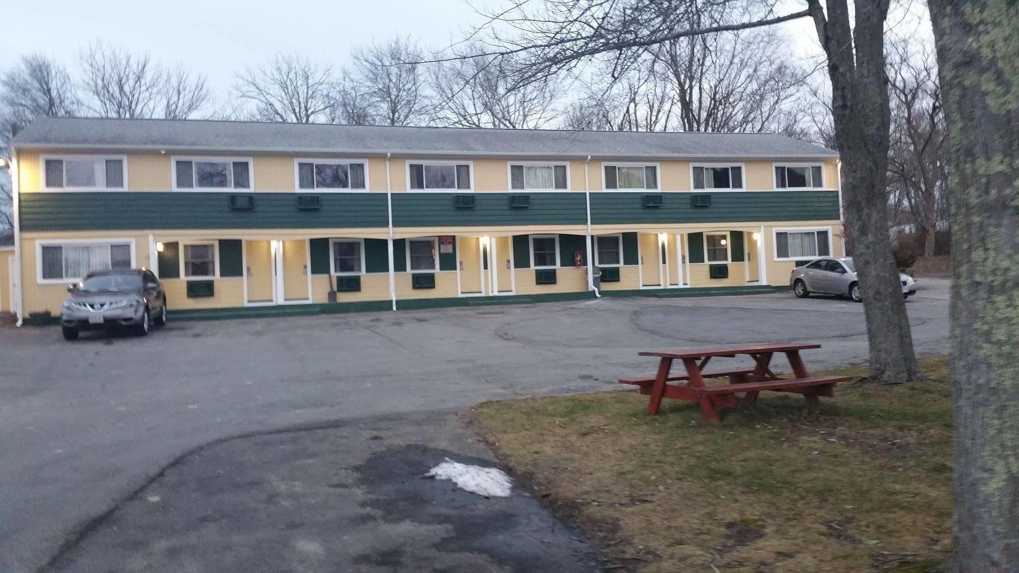 Dartmouth Motor Inn Екстер'єр фото